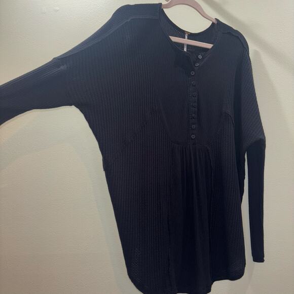 Free People Leo Henley Waffle Knit Top – Black – Size Small (Oversized Fit) - Picture 6 of 14